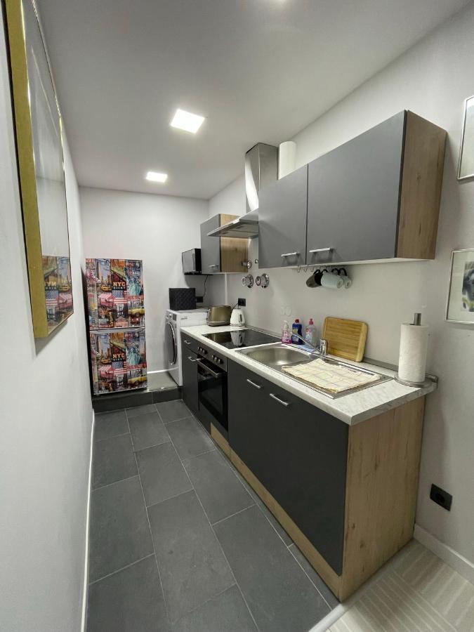 Appartement Bright: Flat With Balcony - Kitchen - Free Parking
