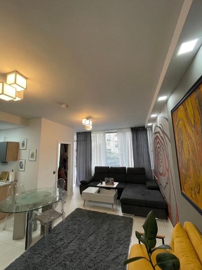 Bright: Flat With Balcony - Kitchen - Free Parking Berlijn